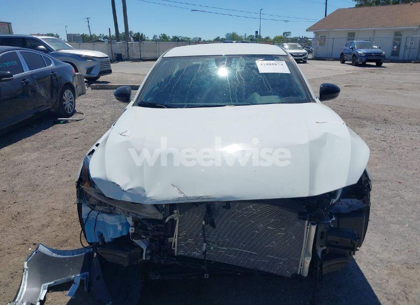 Photo 13 of 2025 Nissan Altima SR FWD (VIN 1N4BL4CV6SN336245)