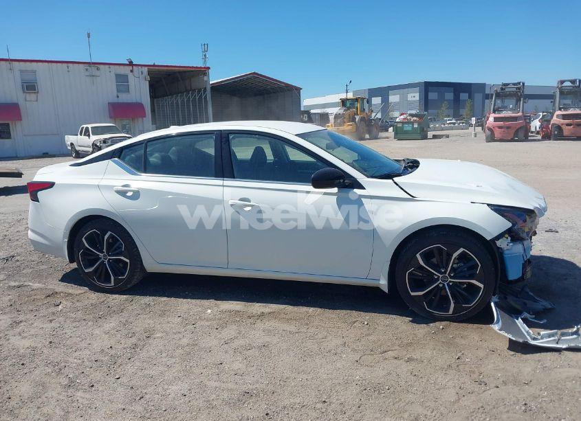 Photo 14 of 2025 Nissan Altima SR FWD (VIN 1N4BL4CV6SN336245)