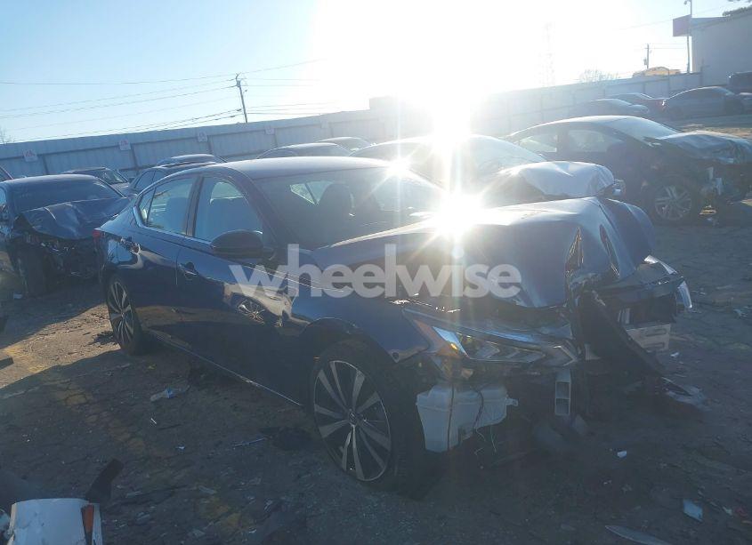 2019 Nissan Altima 2.5 SR (VIN 1N4BL4CV7KC132727) main photo