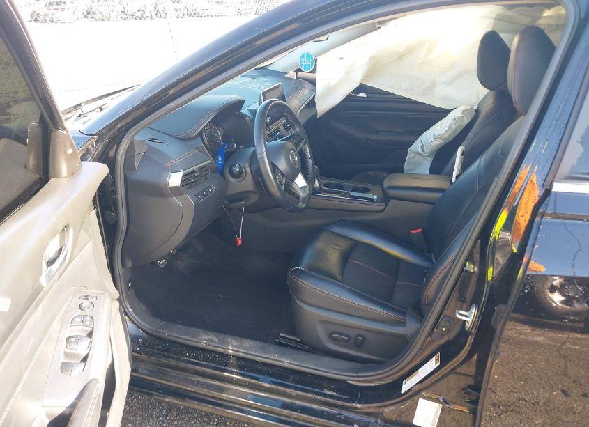 Photo 5 of 2019 Nissan Altima 2.5 SR (VIN 1N4BL4CV7KC164822)