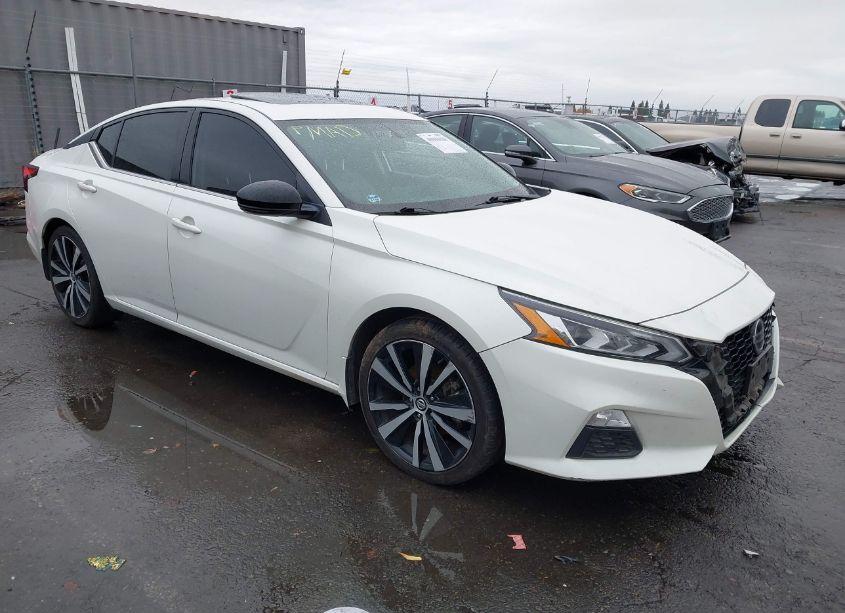 2019 Nissan Altima 2.5 SR (VIN 1N4BL4CV7KC175237) main photo