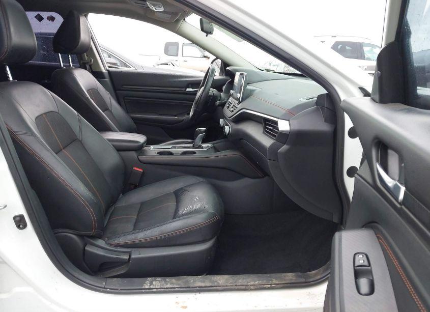 Photo 5 of 2019 Nissan Altima 2.5 SR (VIN 1N4BL4CV7KC175237)