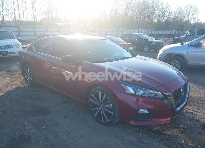 2019 Nissan Altima 2.5 SR (VIN 1N4BL4CV7KC242063) main photo