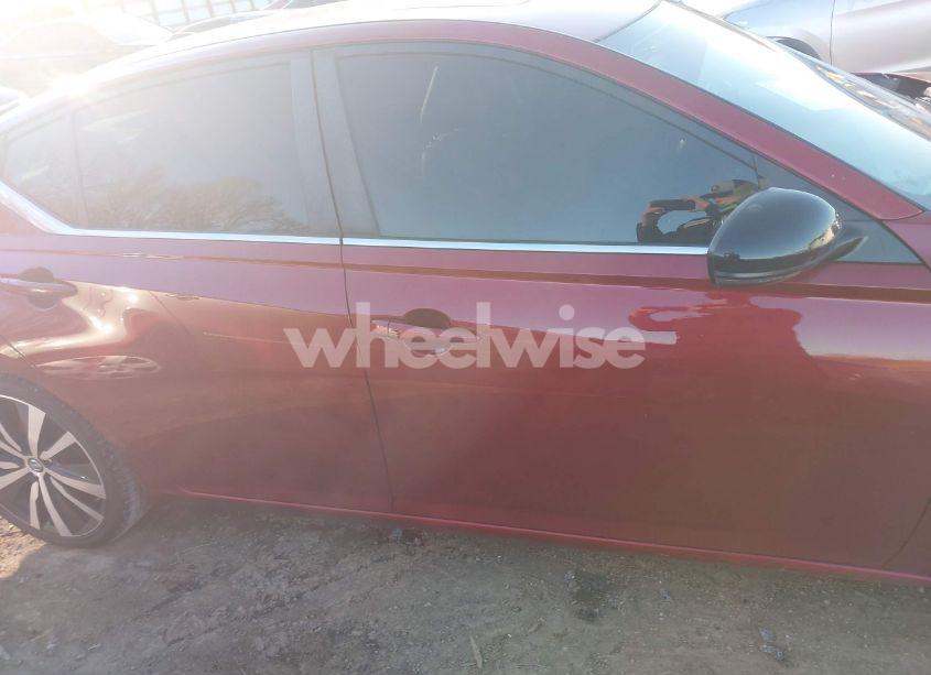 Photo 13 of 2019 Nissan Altima 2.5 SR (VIN 1N4BL4CV7KC242063)