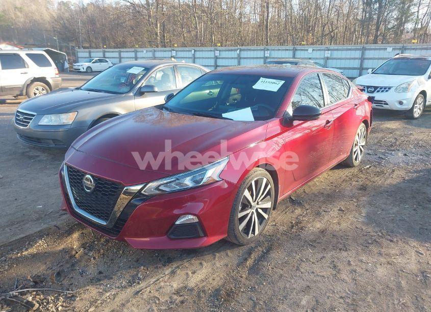 Photo 2 of 2019 Nissan Altima 2.5 SR (VIN 1N4BL4CV7KC242063)