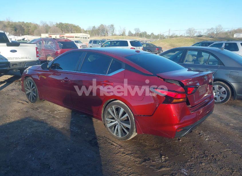 Photo 3 of 2019 Nissan Altima 2.5 SR (VIN 1N4BL4CV7KC242063)