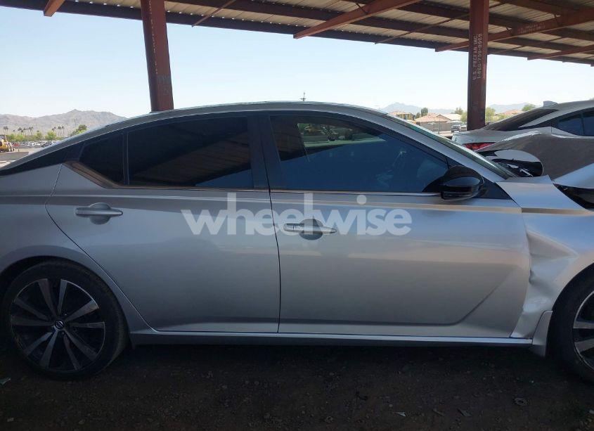 Photo 13 of 2019 Nissan Altima 2.5 SR (VIN 1N4BL4CV7KN318210)