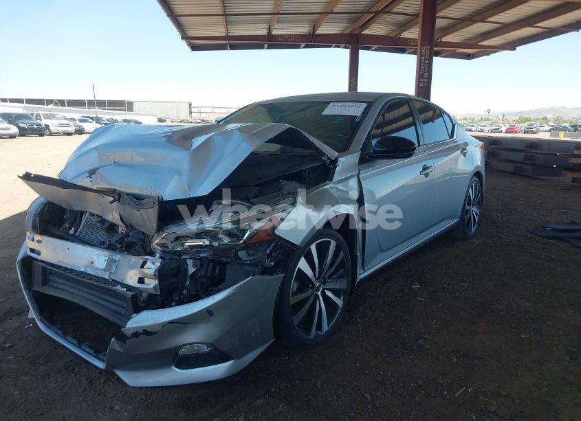 Photo 2 of 2019 Nissan Altima 2.5 SR (VIN 1N4BL4CV7KN318210)