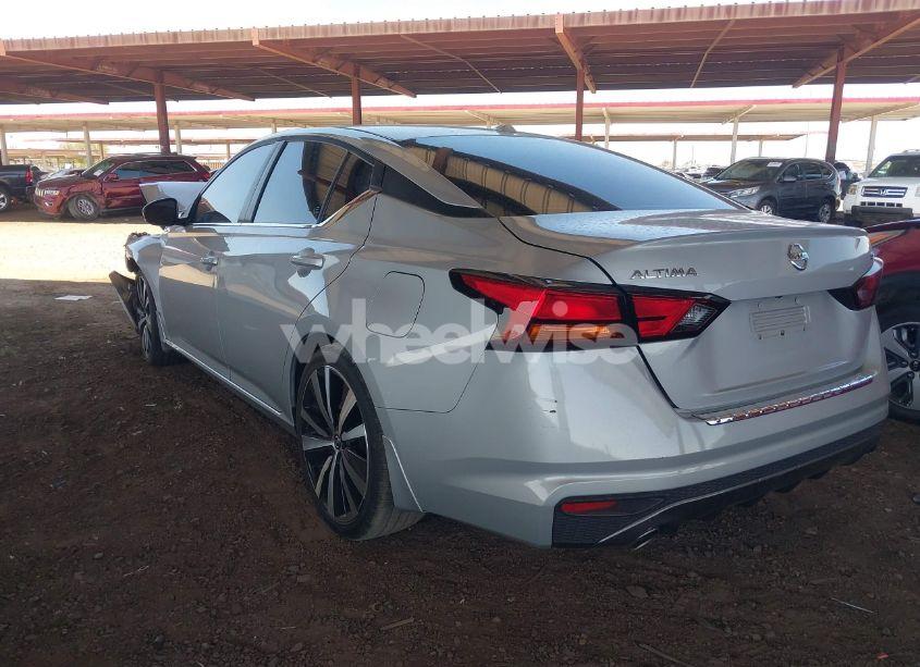 Photo 3 of 2019 Nissan Altima 2.5 SR (VIN 1N4BL4CV7KN318210)