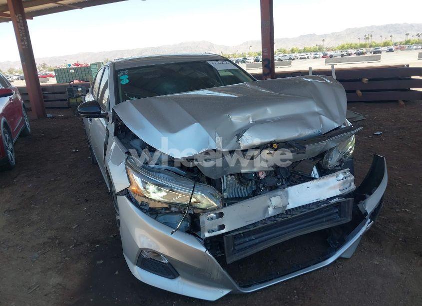 Photo 6 of 2019 Nissan Altima 2.5 SR (VIN 1N4BL4CV7KN318210)