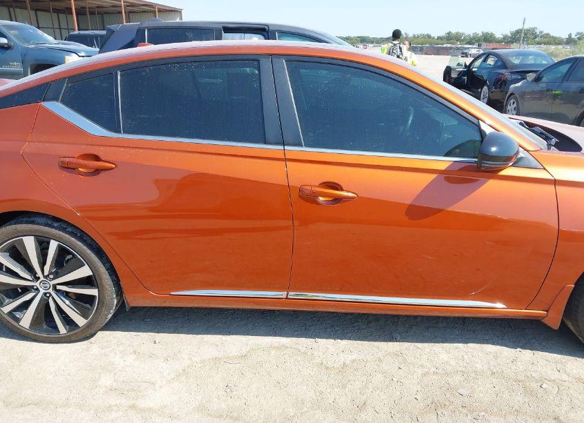 Photo 13 of 2020 Nissan Altima SR FWD (VIN 1N4BL4CV7LC127383)