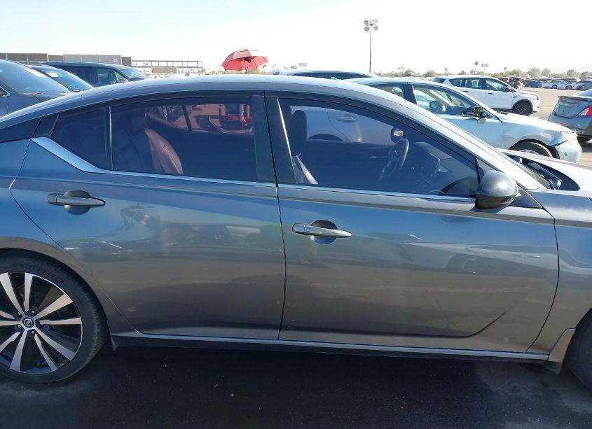 Photo 13 of 2020 Nissan Altima SR FWD (VIN 1N4BL4CV7LC135984)