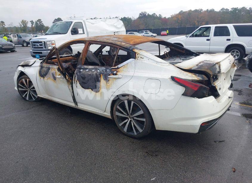 Photo 3 of 2020 Nissan Altima SR FWD (VIN 1N4BL4CV7LC150064)