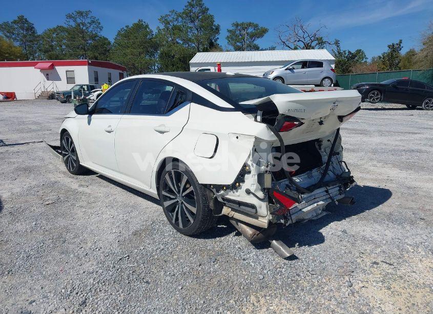 Photo 3 of 2020 Nissan Altima SR FWD (VIN 1N4BL4CV7LC271886)