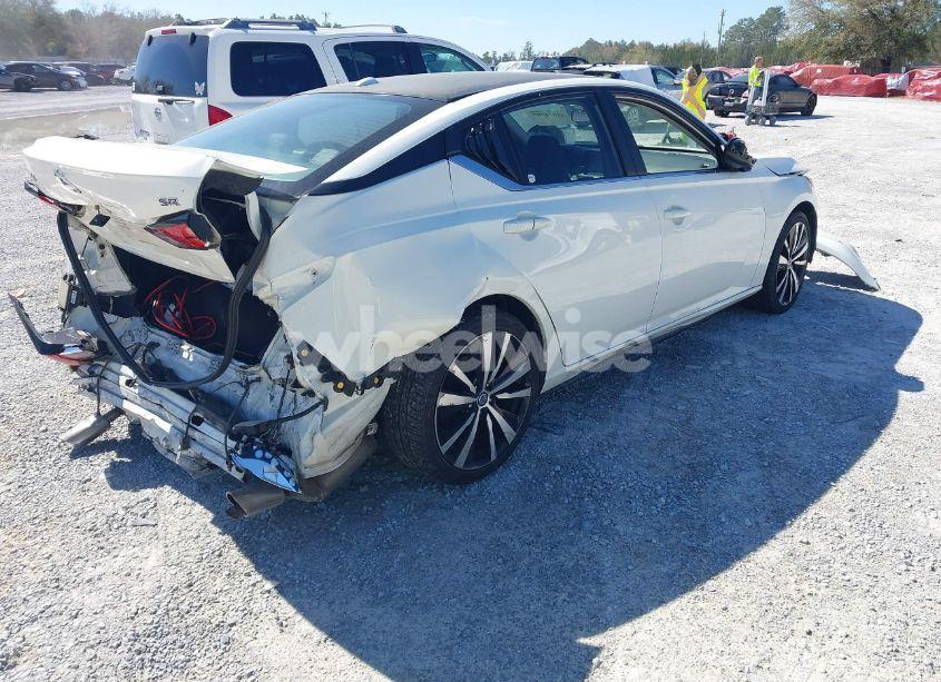 Photo 4 of 2020 Nissan Altima SR FWD (VIN 1N4BL4CV7LC271886)