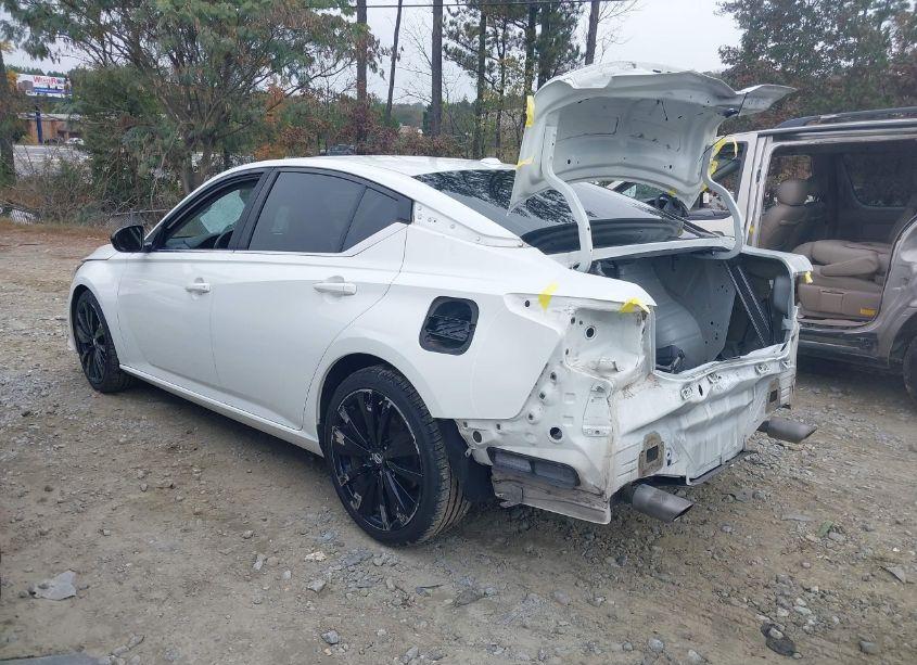 Photo 3 of 2020 Nissan Altima SR FWD (VIN 1N4BL4CV7LN302266)