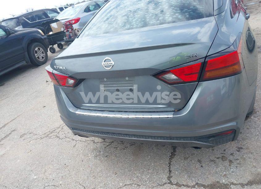 Photo 15 of 2020 Nissan Altima SR FWD (VIN 1N4BL4CV7LN308438)
