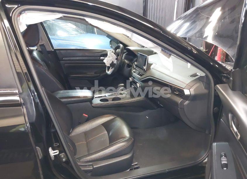 Photo 5 of 2020 Nissan Altima SR FWD (VIN 1N4BL4CV7LN310562)