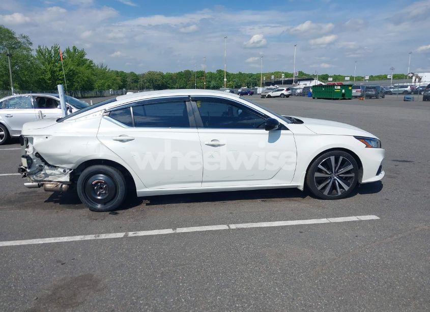 Photo 13 of 2021 Nissan Altima SR FWD (VIN 1N4BL4CV7MN359648)