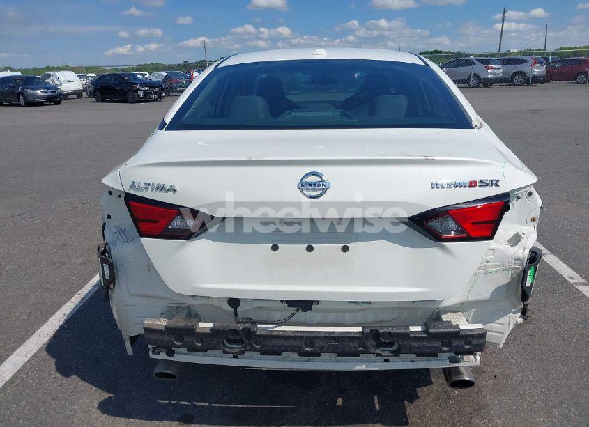 Photo 16 of 2021 Nissan Altima SR FWD (VIN 1N4BL4CV7MN359648)