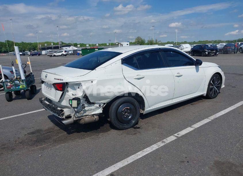 Photo 4 of 2021 Nissan Altima SR FWD (VIN 1N4BL4CV7MN359648)