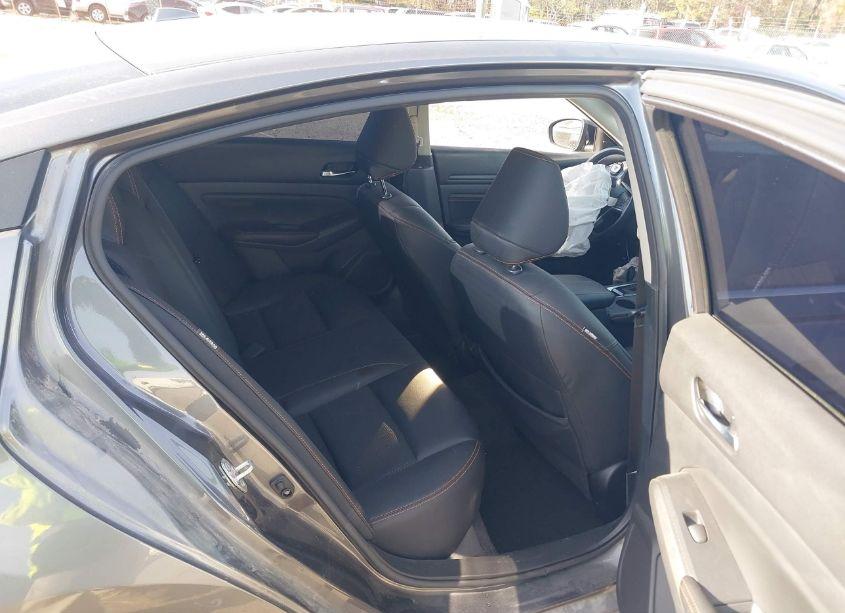 Photo 8 of 2022 Nissan Altima SR FWD (VIN 1N4BL4CV7NN309690)