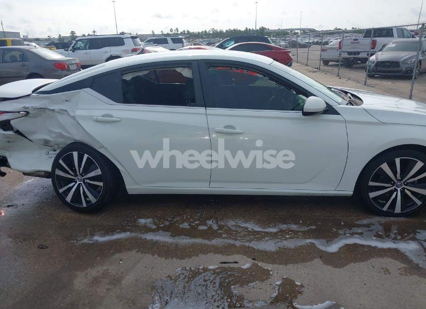 Photo 13 of 2022 Nissan Altima SR FWD (VIN 1N4BL4CV7NN366598)