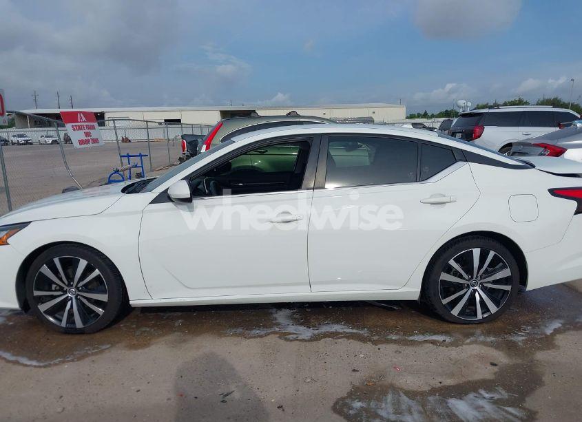 Photo 14 of 2022 Nissan Altima SR FWD (VIN 1N4BL4CV7NN366598)