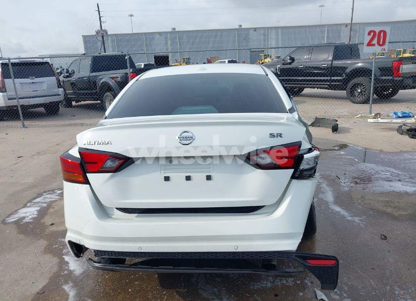 Photo 16 of 2022 Nissan Altima SR FWD (VIN 1N4BL4CV7NN366598)