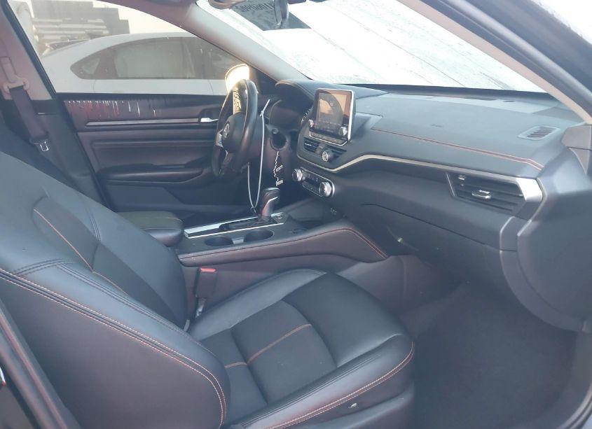 Photo 5 of 2022 Nissan Altima SR FWD (VIN 1N4BL4CV7NN391582)