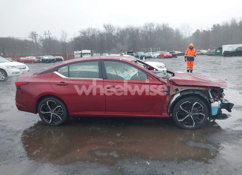 Photo 13 of 2023 Nissan Altima SR FWD (VIN 1N4BL4CV7PN399698)