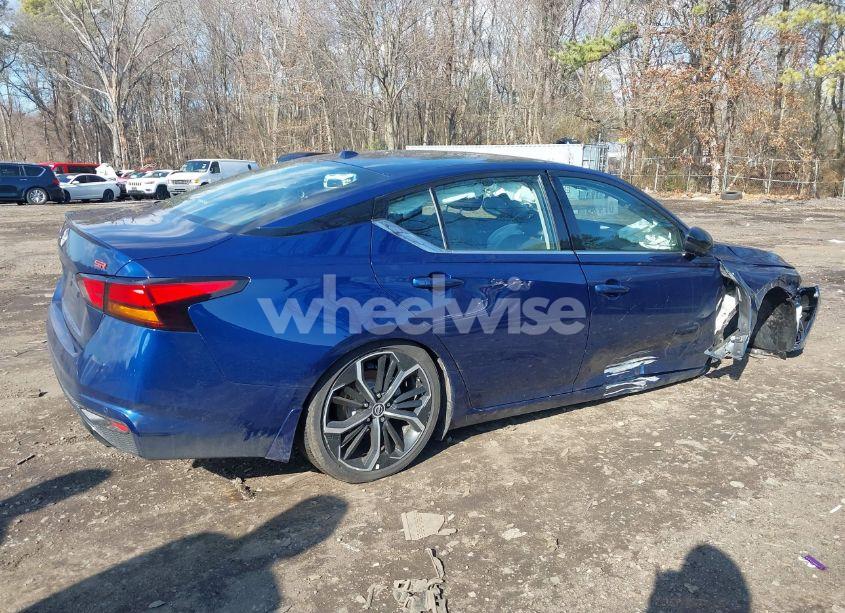 Photo 4 of 2024 Nissan Altima SR FWD (VIN 1N4BL4CV7RN318069)