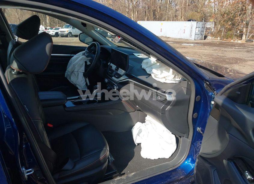 Photo 5 of 2024 Nissan Altima SR FWD (VIN 1N4BL4CV7RN318069)