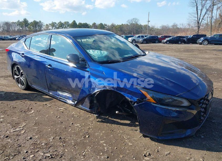 Photo 6 of 2024 Nissan Altima SR FWD (VIN 1N4BL4CV7RN318069)