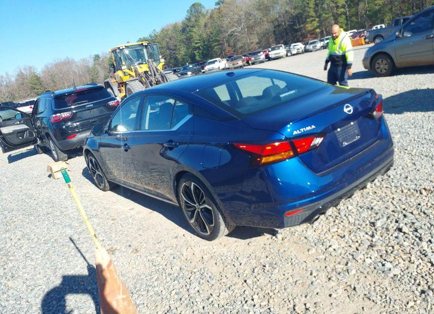 Photo 3 of 2024 Nissan Altima SR FWD (VIN 1N4BL4CV7RN362542)