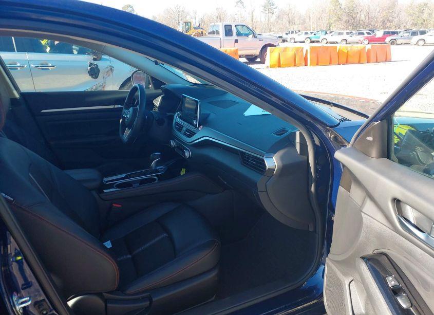 Photo 5 of 2024 Nissan Altima SR FWD (VIN 1N4BL4CV7RN362542)