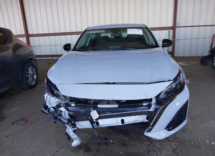 Photo 12 of 2024 Nissan Altima SR FWD (VIN 1N4BL4CV7RN377297)