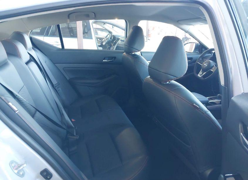 Photo 8 of 2024 Nissan Altima SR FWD (VIN 1N4BL4CV7RN377297)