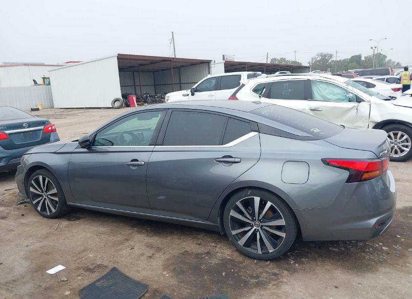 Photo 14 of 2019 Nissan Altima 2.5 SR (VIN 1N4BL4CV8KC119985)