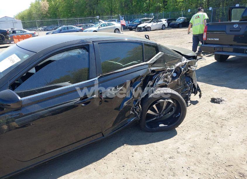 Photo 6 of 2019 Nissan Altima 2.5 SR (VIN 1N4BL4CV8KC162450)