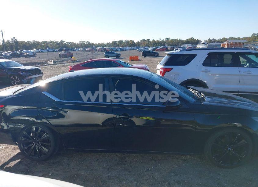 Photo 13 of 2019 Nissan Altima 2.5 SR (VIN 1N4BL4CV8KC175859)