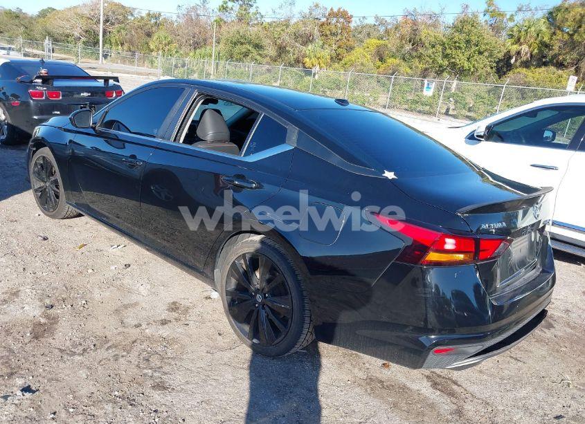 Photo 3 of 2019 Nissan Altima 2.5 SR (VIN 1N4BL4CV8KC175859)