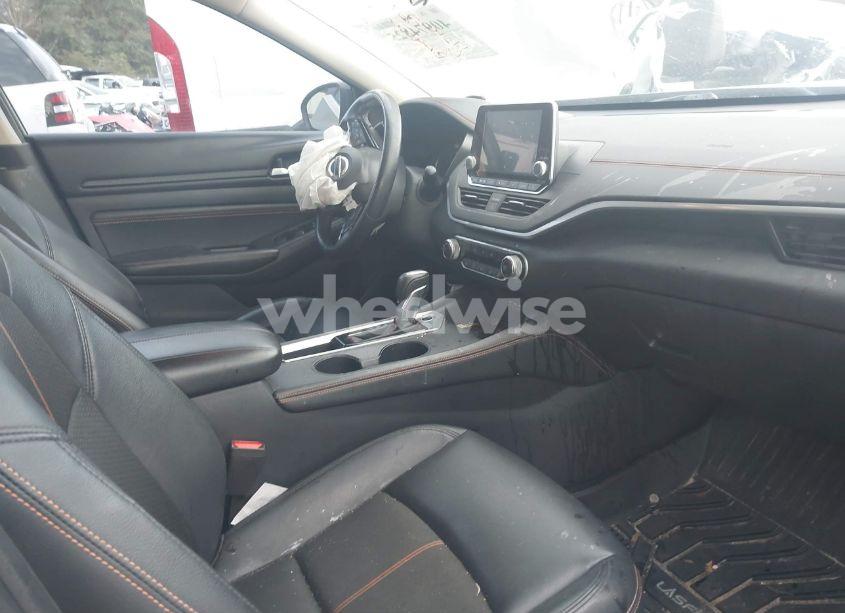 Photo 5 of 2019 Nissan Altima 2.5 SR (VIN 1N4BL4CV8KC176090)