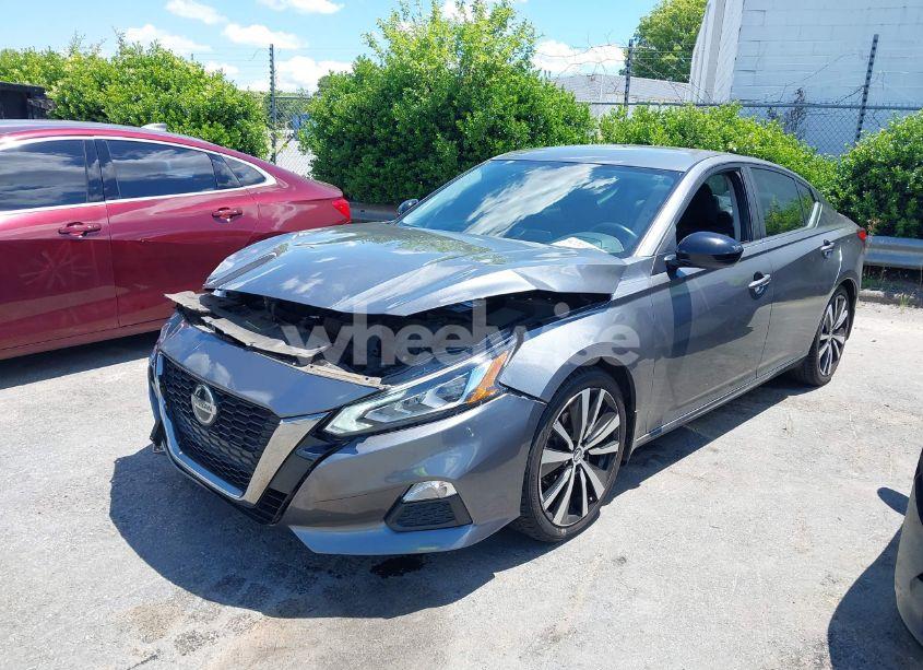 Photo 2 of 2019 Nissan Altima 2.5 SR (VIN 1N4BL4CV8KC184092)