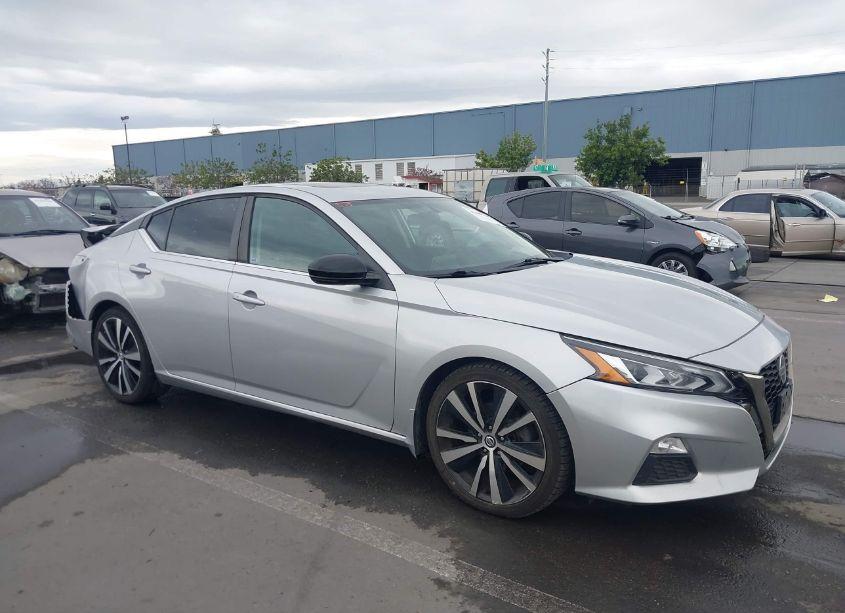 2019 Nissan Altima 2.5 SR (VIN 1N4BL4CV8KC200131) main photo