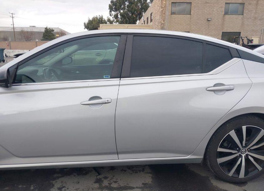 Photo 14 of 2019 Nissan Altima 2.5 SR (VIN 1N4BL4CV8KC200131)