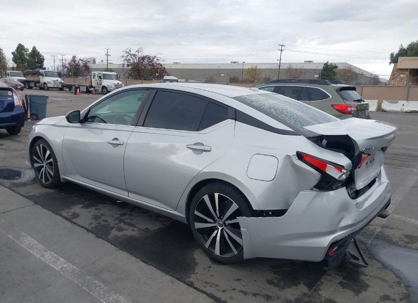 Photo 3 of 2019 Nissan Altima 2.5 SR (VIN 1N4BL4CV8KC200131)