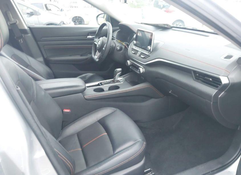 Photo 5 of 2019 Nissan Altima 2.5 SR (VIN 1N4BL4CV8KC200131)