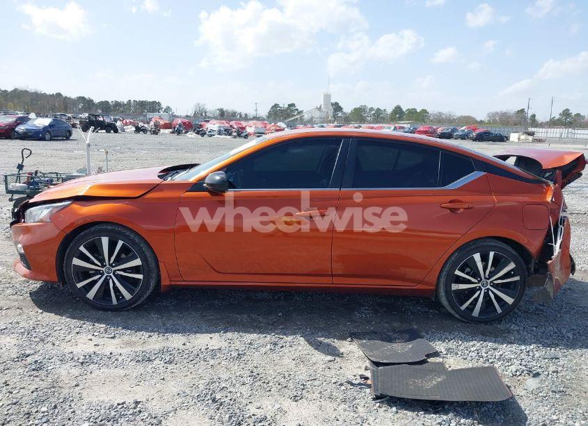 Photo 14 of 2019 Nissan Altima 2.5 SR (VIN 1N4BL4CV8KC201828)