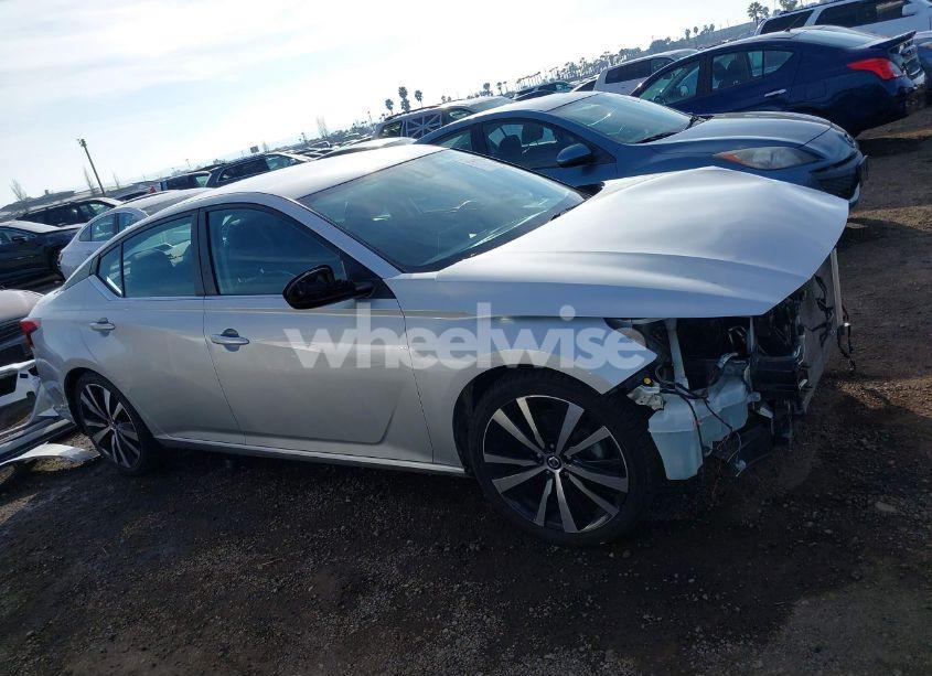 Photo 14 of 2019 Nissan Altima 2.5 SR (VIN 1N4BL4CV8KC255372)